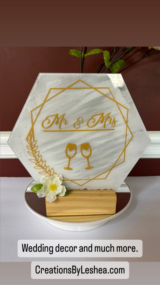 Mr. & Mrs. Gold and white table decor